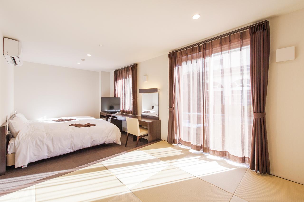 Hana Hotel Fukaya & Spa Bagian luar foto