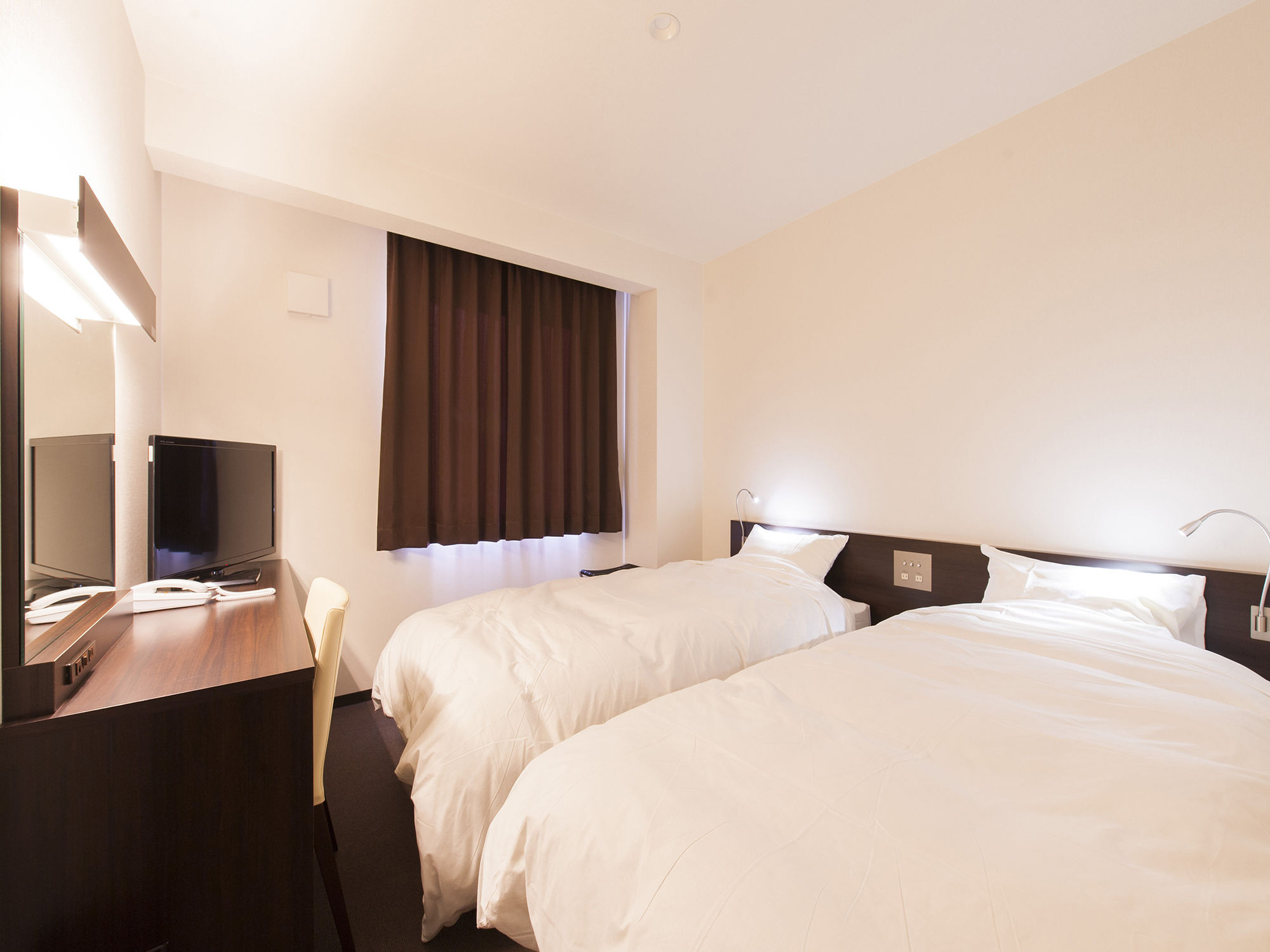 Hana Hotel Fukaya & Spa Bagian luar foto